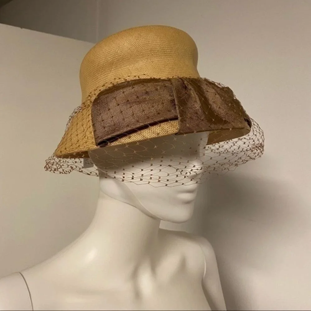 Stunning vintage fascinator! - fine‎ straw and silk - Picture 2 of 12